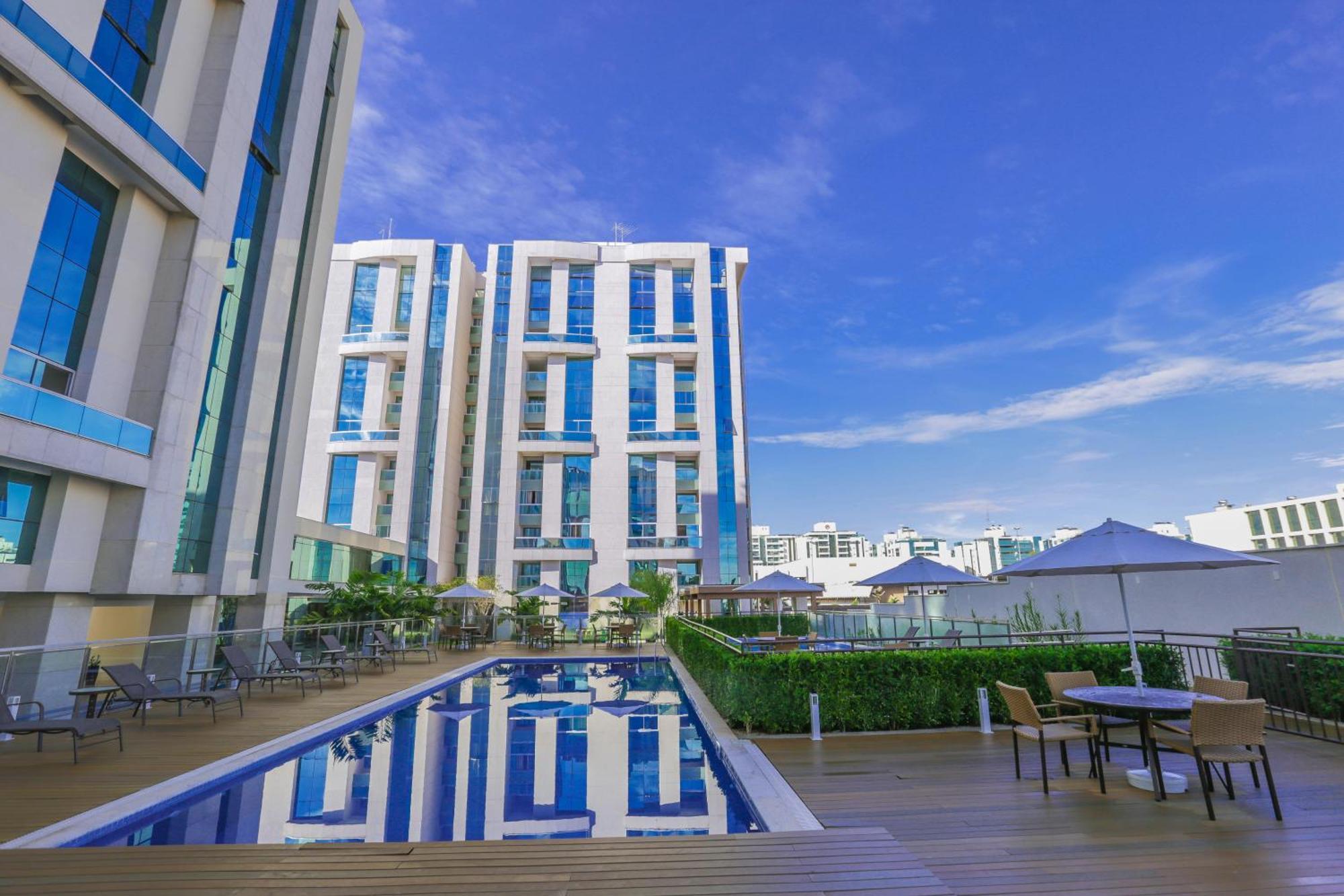 Vista Park Hplus Long Aparthotel