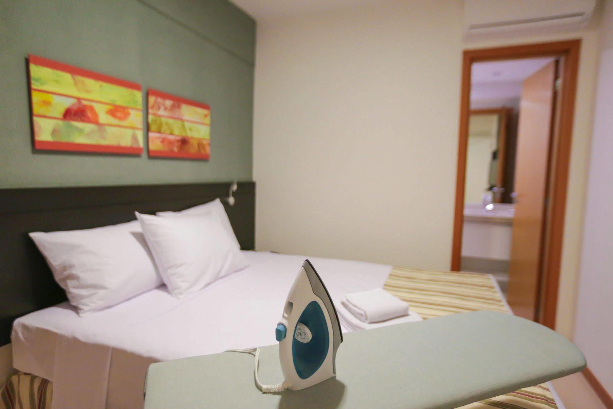 Vista Park Hplus Long Aparthotel Candangolandia